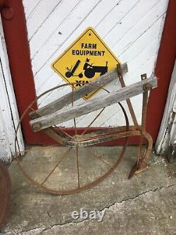 Antique 1 Tine Prong Cultivator Garden Planter Plow With 24in Iron Wheel
