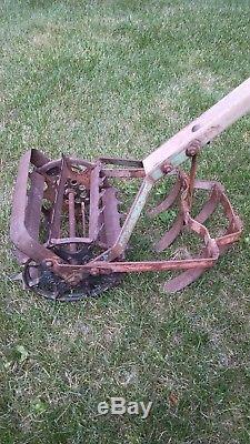 Antique Rowe Mfg. Motoculteur Rototiller Hoe Dirt Cultivateur Charrue Vintage USA